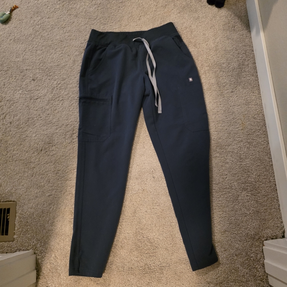 FIGS Scrub Pants